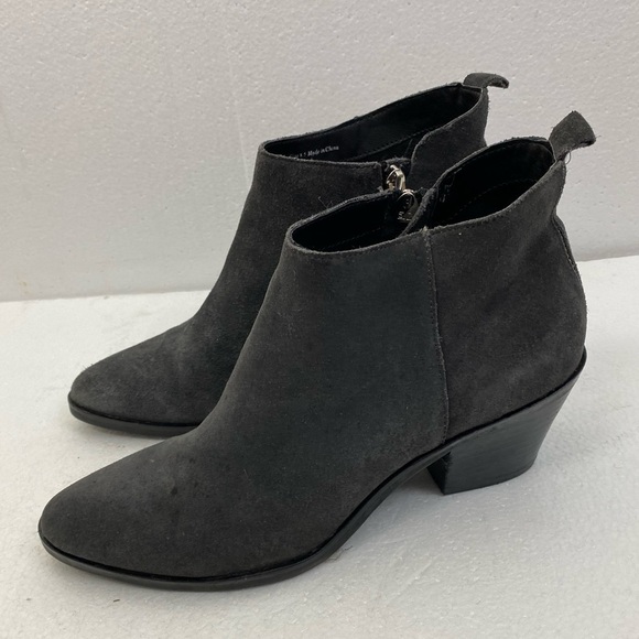 Dolce Vita Black Ankle Boots - Picture 10 of 12